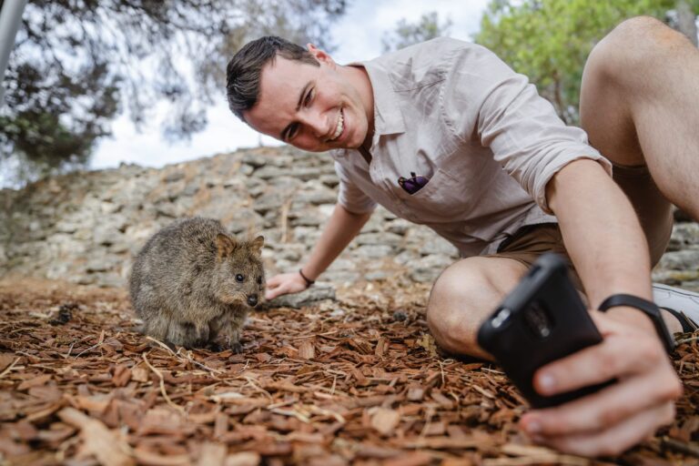Quokka Selfie on Rottnest Island - Meet the happiest animal on their island-home near Perth