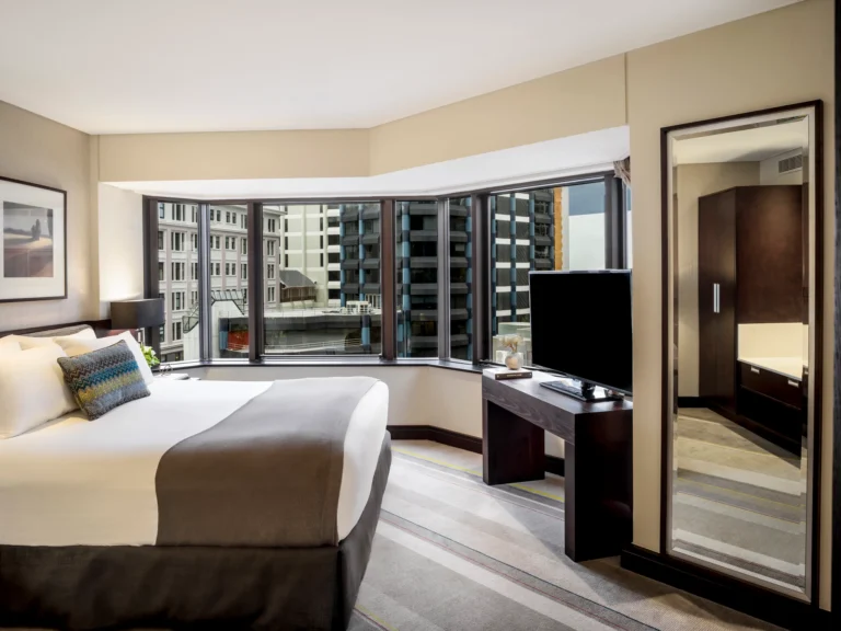 KFG - XOG - Take in captivating cityscape views