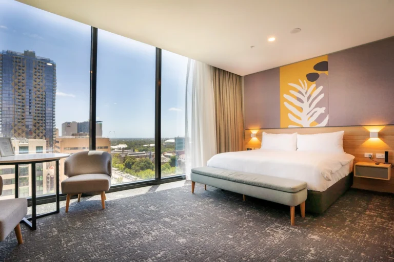 NLZ - King Bed Premium Room City View