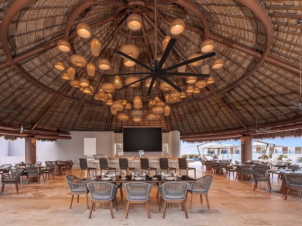 Dinning Venue at Almare Resort Isle Mujeres